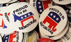 Poll shows Arizona moderates edging away from red as primary nears