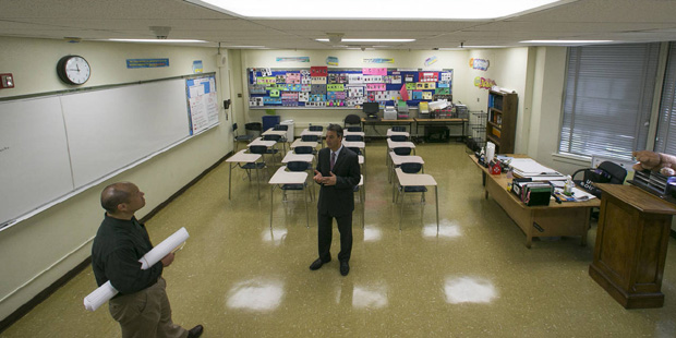 (AP Photo/Damian Dovarganes)...