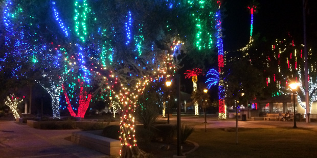 Light up the sky: Phoenix-area Christmas light show to premiere
