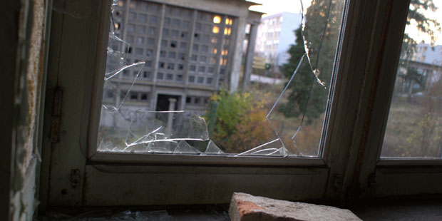(Blog.drorhelper.com Photo) Related Federal officials investigate after a video appears to show a p...