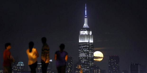 (Instagram/@empirestatebldg)...