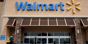 Wal-Mart set to open more Arizona stores despite closures elsewhere