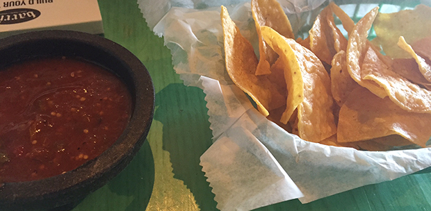 The chips and salsa were good. I began to worry. (KTAR Photo)
