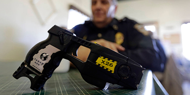 (AP Photo/Michael Conroy, File)...