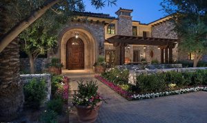 Former Diamondbacks ace Randy Johnson again slices home price