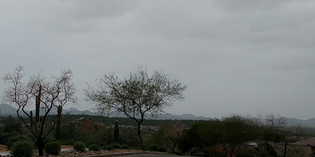 (Twitter Photo/@papahenz_wx)...