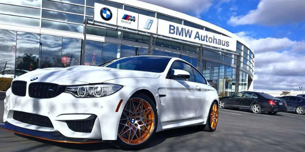 (Facebook/BMW Autohaus)...
