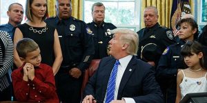 Family of fallen Phoenix police officer visit President Trump in Oval Office
