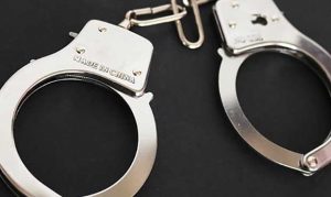 17-year-old accused of leaving 2 kids in hot car in Phoenix parking lot