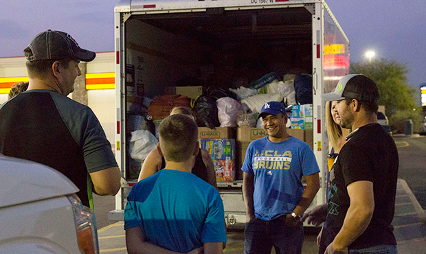Chey Tor chats with the rest of the group before heading out to Texas. (Photo by Lysandra Marquez/C...