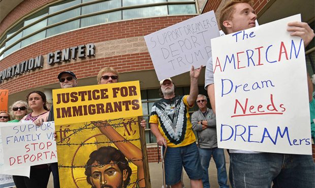 (Christopher Millette)/Erie Times-News via AP)...