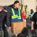 devin-booker-food-bank-thanksgiving