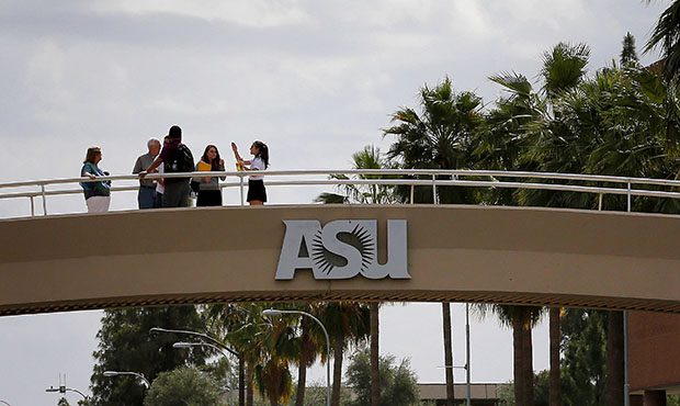 (AP Photo/Matt York)...