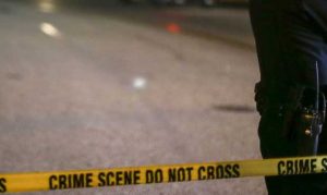 Phoenix police shoot, kill armed man aiming at traffic