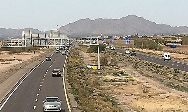 (Twitter/@ArizonaDOT)...