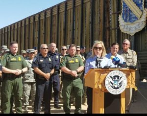 Recap: KTAR News' trip to the border when Ducey, Nielsen were there