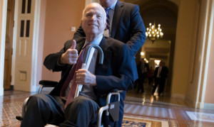 Sen. John McCain reflects on brain cancer diagnosis on ’60 Minutes’