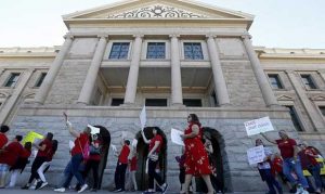 Arizona teachers still protesting but not striking over pay, other issues