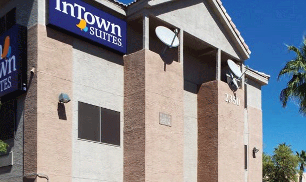 (InTown Suites)...