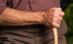 How elderly people can stay safe during summer in Arizona