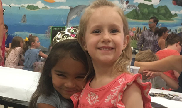 Lyric Sharpe, right, with pal Audreena at kindergarten orientation. (KTAR.com Photo/Jim Sharpe)...