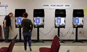 Democrats turn out to register to vote ahead of Arizona primary