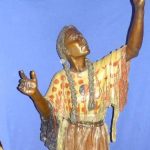 statue-female