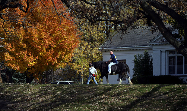 (AP Photo/Jim Mone)...