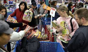4 tips to take financial stress out of the holidays for more enjoyable season