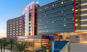 Phoenix Children's, Blue Cross Blue Shield agree to renew network deal