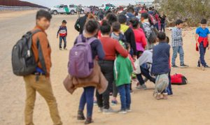 Central American families, children cross into US near Yuma