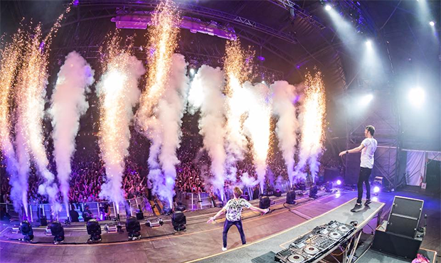 (Facebook photo/The Chainsmokers)...