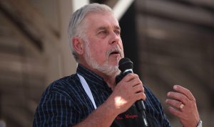Glendale mayor says priority is public safety after cop shocks man 11 times