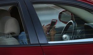 Tempe OKs ordinance making phone use while driving a primary offense