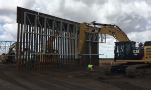 Tempe company showcases skills in building border fence