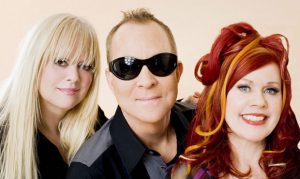 Party like it's 1989: B-52s coming to Phoenix this summer