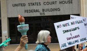 Guatemalan mom who crossed border into Arizona wins asylum case