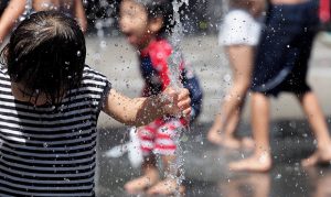 The heat is on: Phoenix hits 100 degrees for the first time in 2019