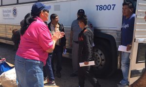 Video: ICE releases Central American migrants to Phoenix church group
