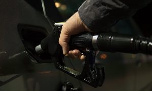 Arizonans will travel for Memorial Day despite high gas prices
