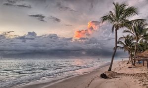Here are 5 ways to save money while traveling this summer