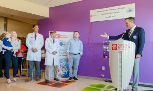 Thunderbirds make $400,000 donation to Phoenix Children’s Hospital