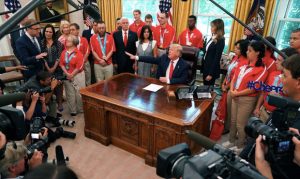 2 Arizona Special Olympics athletes meet President Trump in Oval Office
