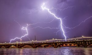 Monsoon storm brings lightning show to Phoenix area