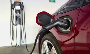 Downtown Phoenix event highlights latest developments in electric cars