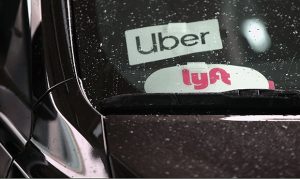 Arizona's high court upholds new Phoenix airport Uber, Lyft fees