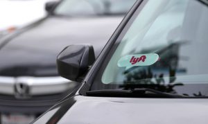 Lyft announces plan to end service at Phoenix airport due to proposed fees