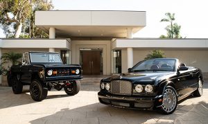 Simon Cowell to sell 2 cars at Barrett-Jackson Scottsdale auction