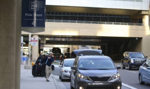 Arizona AG: Uber/Lyft fee at airport 'very likely' violates state constitution