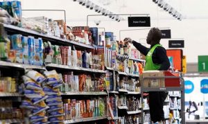 Walmart expands services in Phoenix area, plans to hire over 700
